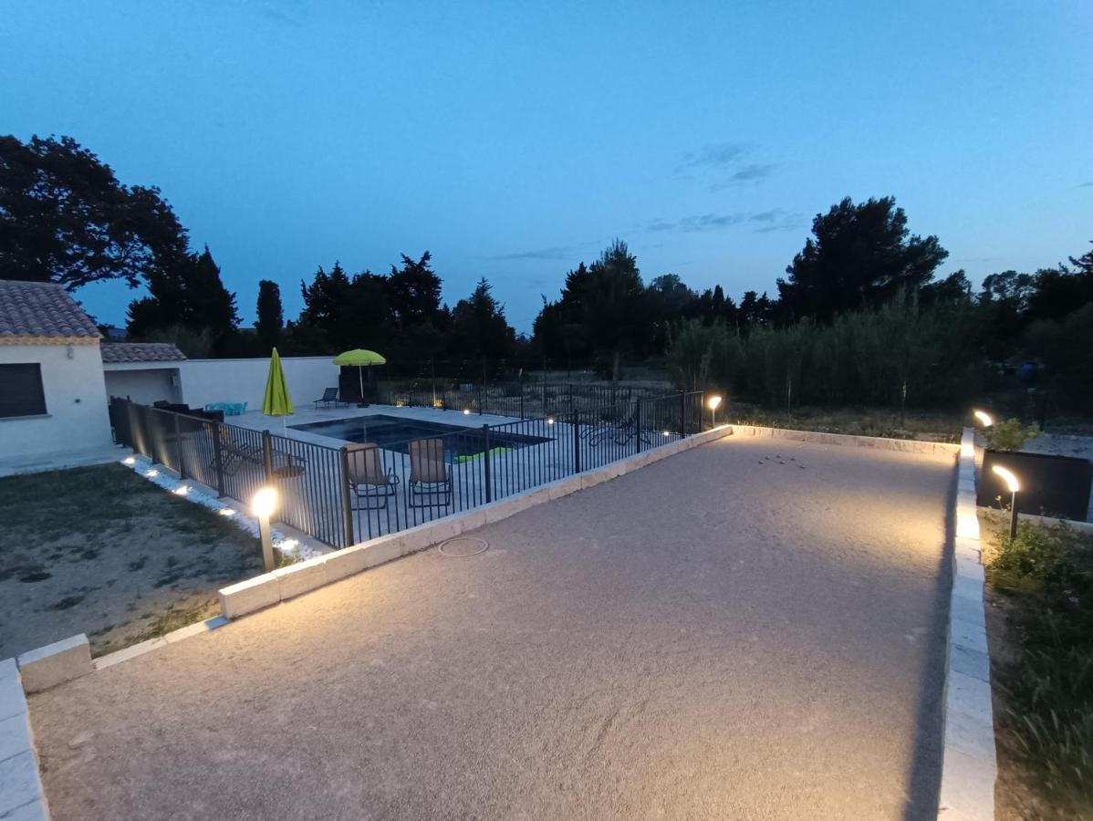 Maison Independante Avec Piscine, 10Min Avignon Pujaut Εξωτερικό φωτογραφία